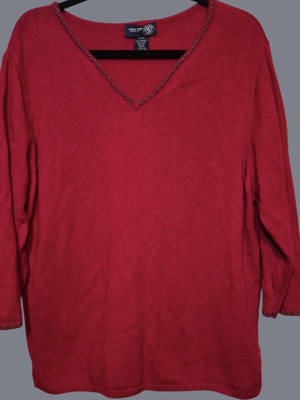 Venezia Red V-Neck Sweater Lambswool with Contrast Stitching